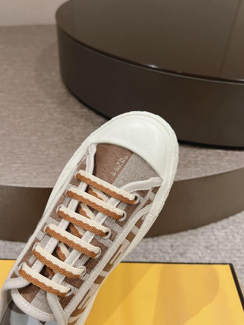 Fendi Low Shoes